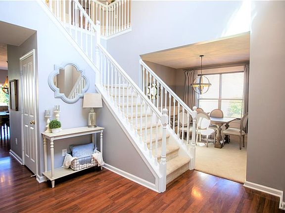 3rd image of 6126 Saw Mill Dr