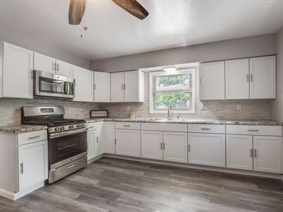 3824 W Vera Ave, Milwaukee, WI, 53209