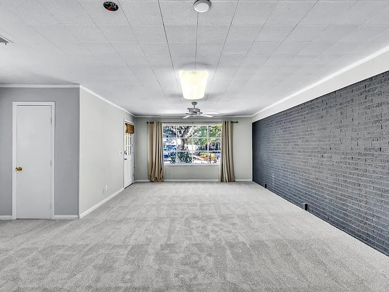 317 Kensington Dr — Photo 26