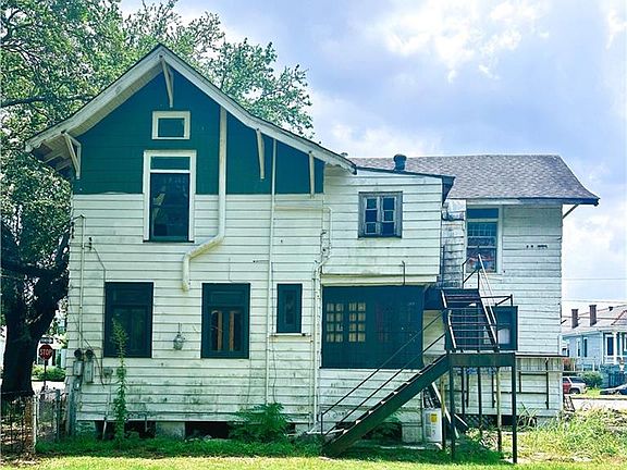 5th image of 2603 Ursulines Ave