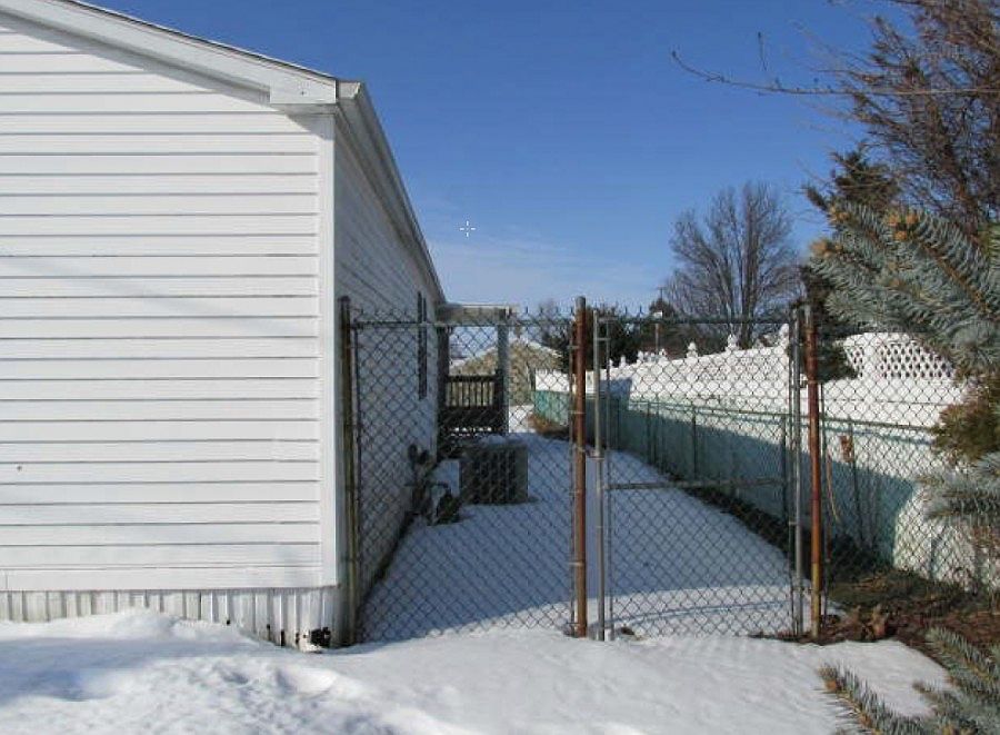2nd image of 619 Meade Ave