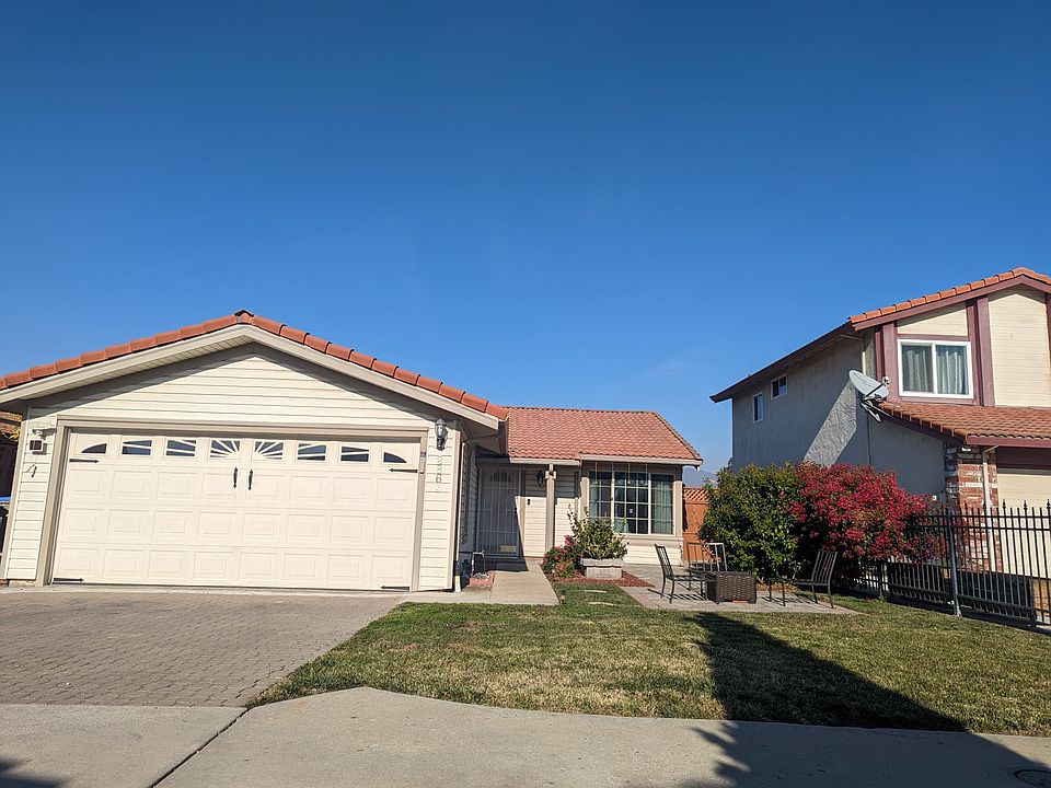 1st image of 2863 Damico Dr