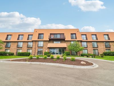 4050 Dundee Rd APT 303, Northbrook, IL, 60062