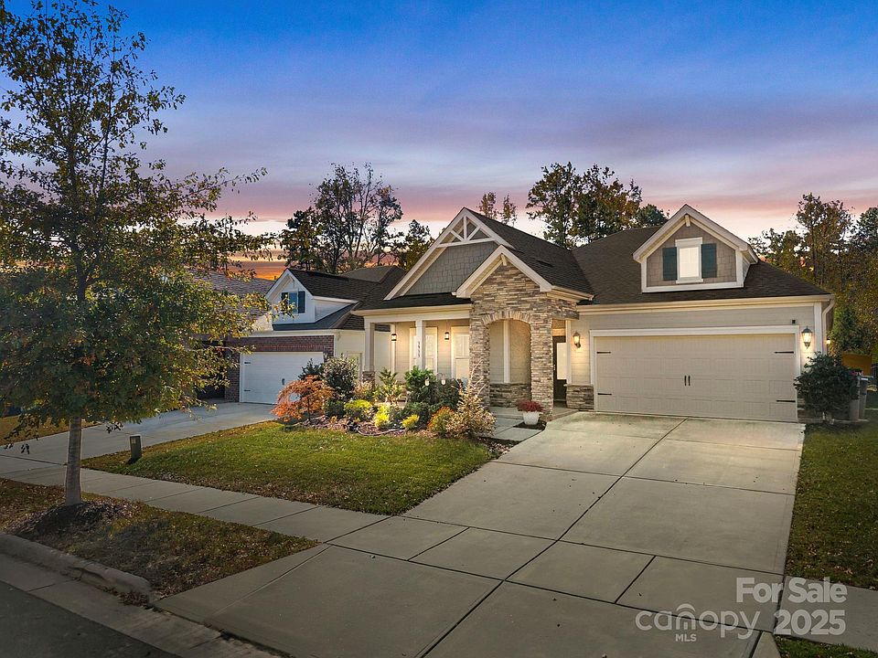 1st image of 3933 Longmore Ln