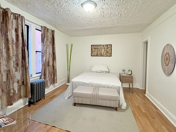 2nd image of 1128 Wheeler Ave APT 1
