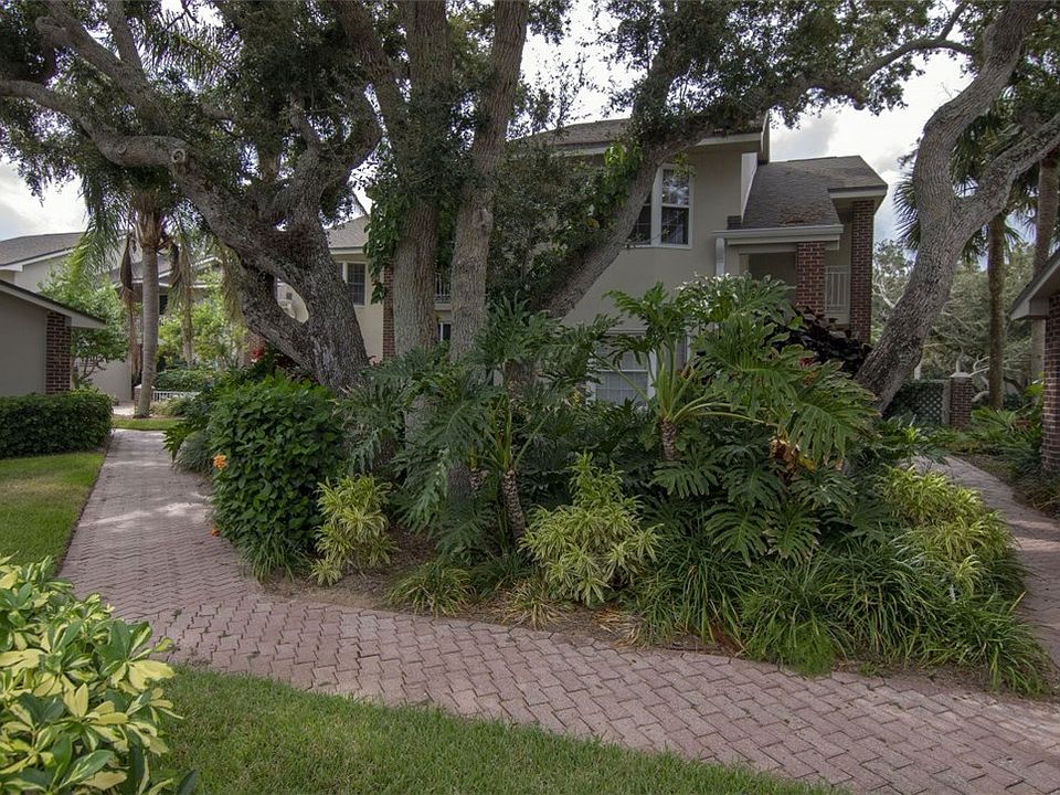1st image of 131 E Park Shores Cir APT 10E