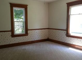 641 E Old Nashville Rd, Oakdale, IL 62268