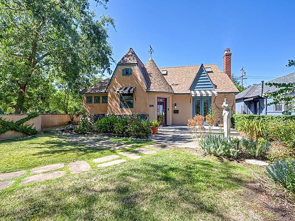 3rd image of 551 Southgate Rd