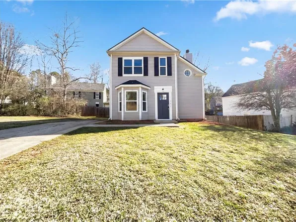 1287 Old Countryside Cir W, Stone Mountain, GA 30083