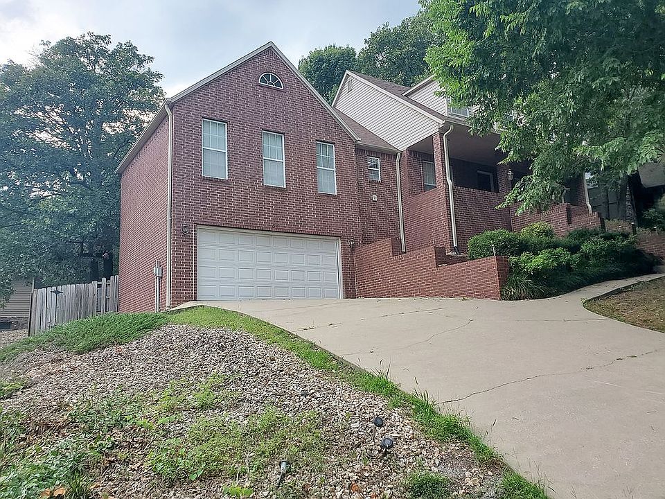 1st image of 54 Mayfair Dr