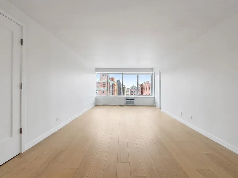 175 W 87th St #14G — Photo 8