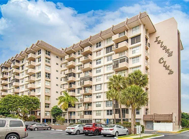 777 S Federal Hwy #16 — Photo 31