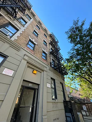 Rented by Pear NYC LLC | media 3