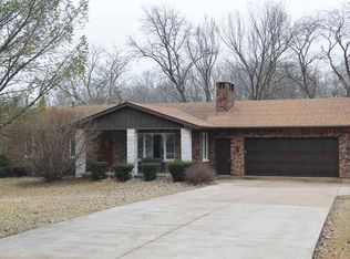 119 Valley Brook Dr, Blue Grass, IA 52726