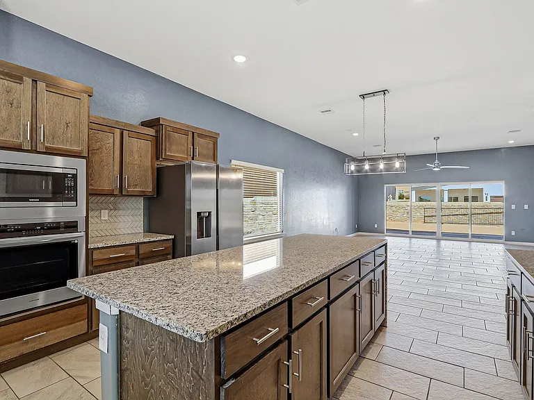 2300 Sammy Cervantes St — Photo 14