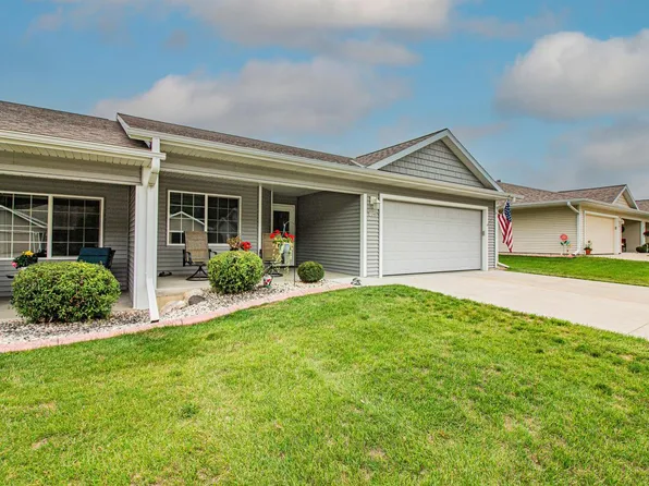 1246 Fieldstone DRIVE #2, Hartford, WI 53027