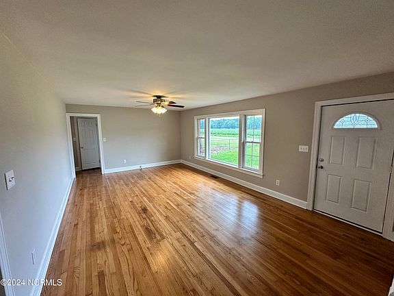 3rd image of 501 Greenleaf Street