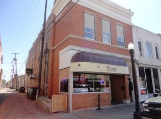 412 Oak St, Baraboo, WI 53913