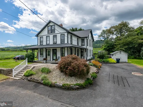134 Old West Penn Ave, Wernersville, PA 19565