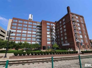 401 SW Water St UNIT 704, Peoria, IL