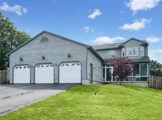 5788 Innsbruck Rd, East Syracuse, NY 13057