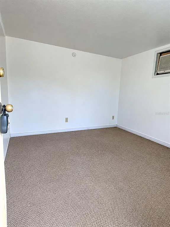 1 bed, 1.0 bath, 400 sqft, $950 — Photo 3