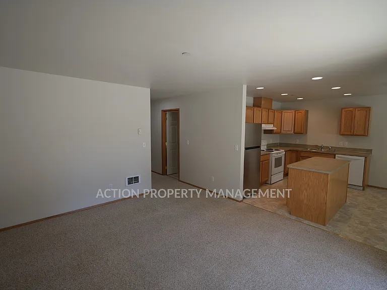 1312 Campbell Ave #2 — Photo 16