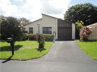 5272 Minto Rd, Boynton Beach, FL 33472