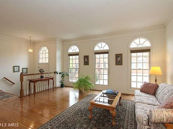 3rd image of 13306 Sunny Brooke Pl