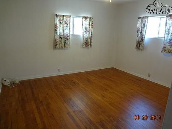3rd image of 1209 Kenley Ave