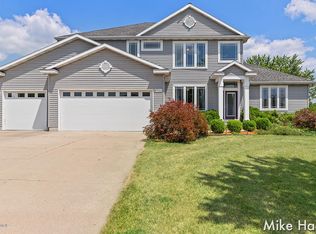 6722 34th Ave, Hudsonville, MI 49426