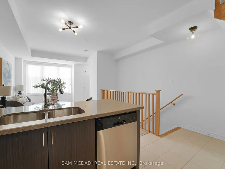 1150 Stroud Ln #14 — Photo 8