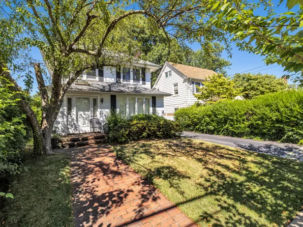 43-01 Westmoreland Street image 1 of 6