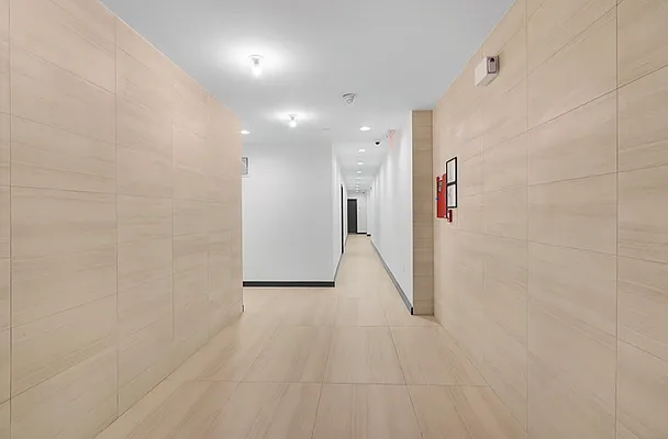 Rented by REZI | media 19