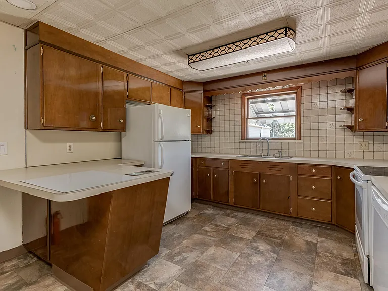 2 Miner St #2 — Photo 7