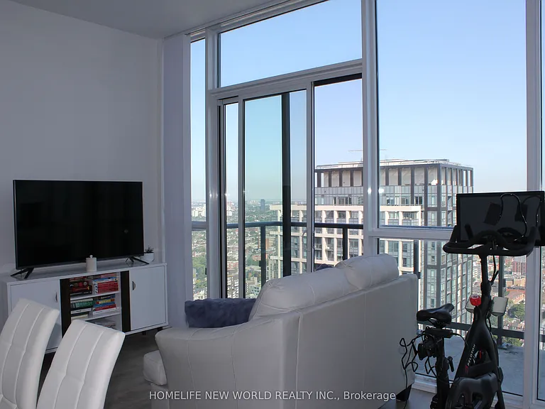 87 Peter St #Penthouse 106 — Photo 13