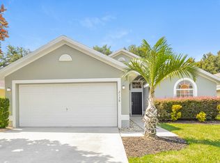 2138 Briarcliff Cir, Mount Dora, FL 32757