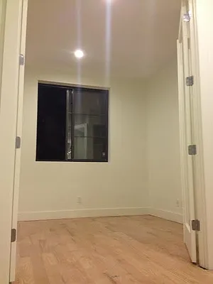 Rented by P Management | media 119