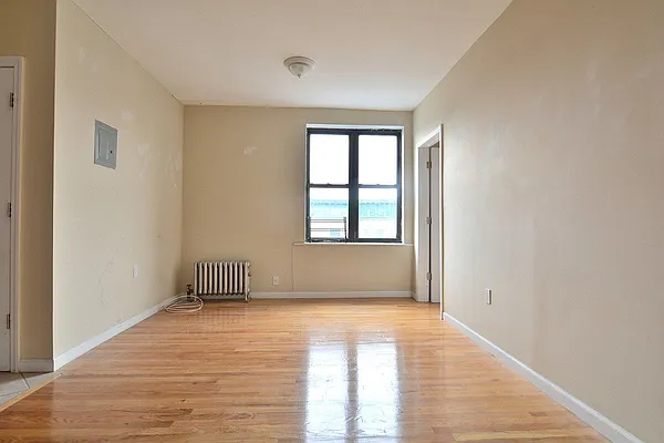 Rented by Hagstrom Management Inc | media 41