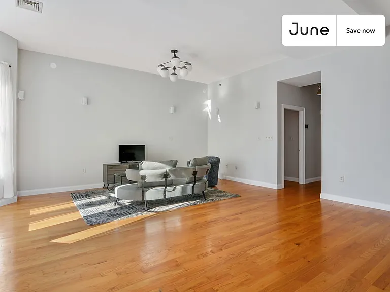 48 Dudley Pl — Photo 2