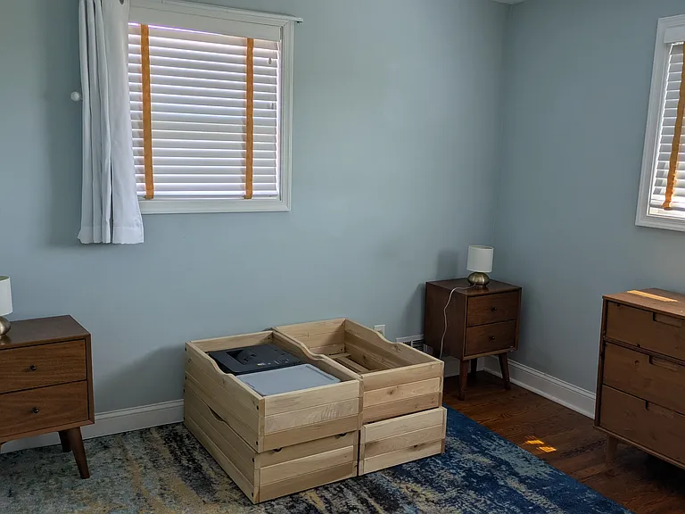 806 Hamilton St NE — Photo 40
