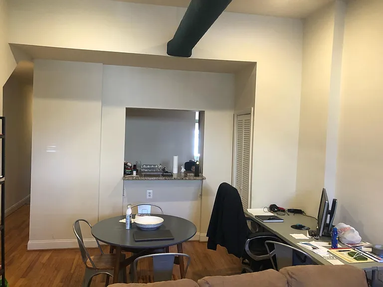 924 N St NW #1 — Photo 4
