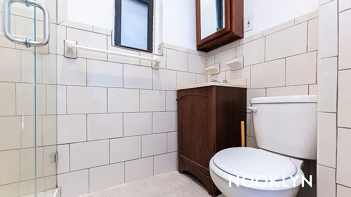 Rented by Nooklyn NYC LLC | media 46