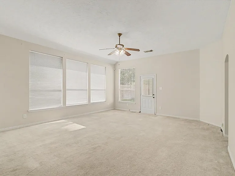 16011 Belleshire Glen Ln — Photo 9
