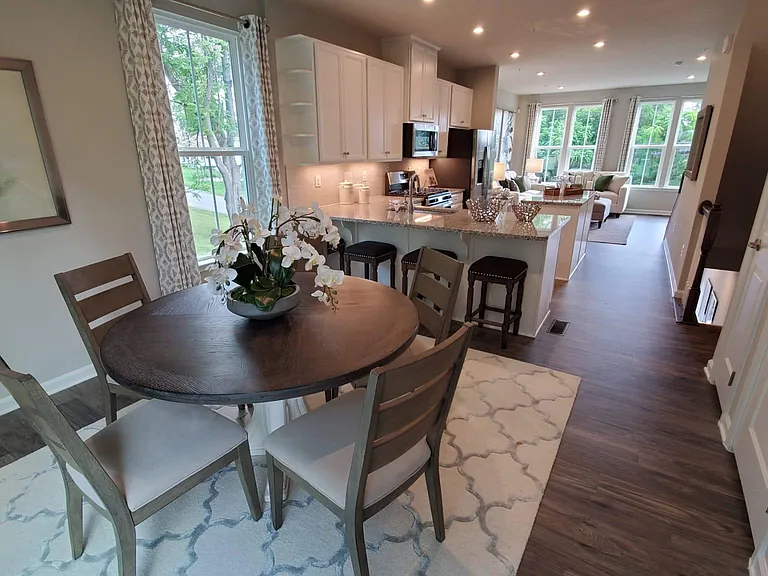 7040 Cedar Ave — Photo 5