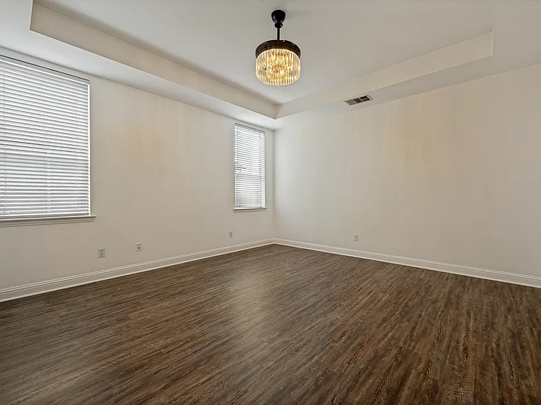 1419 Biltmore Ct — Photo 19
