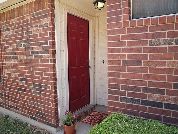 3rd image of 11223 Canterbury Tales Ln