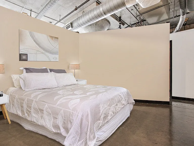 RiverFront live - Work Lofts — Photo 16