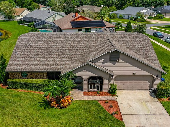 2nd image of 425 Waterford Cir E