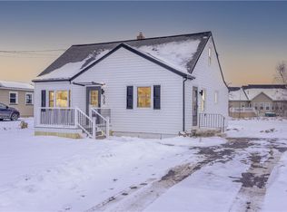 39 Ridgefield Dr, Churchville, NY 14428